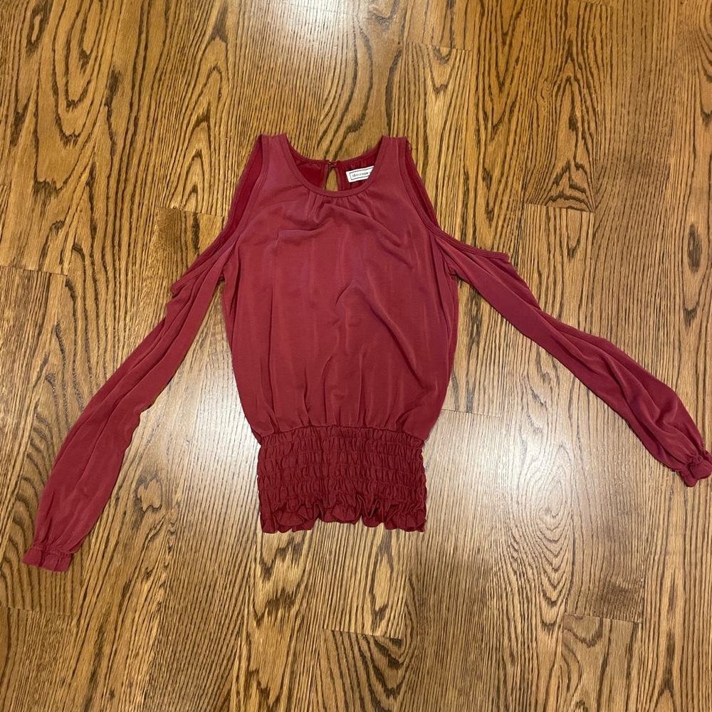 XS Abercrombie & Fitch Red Off the shoulder cinched at the waist top